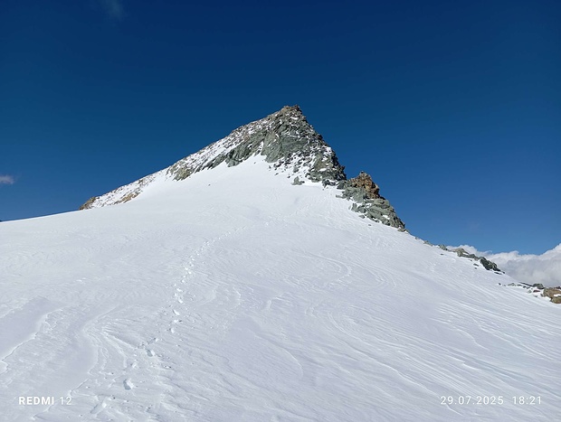 Rückblick beim Übergang zum Westgipfel 