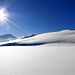 Oberhalb der Alp Stierva: Nur noch weiss und blau