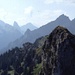 Blick zu den westlichen Ammergauer Gipfeln,das spitze Horn halblinks ist der Geiselstein
