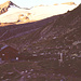 Vernagthütte (2766m)  am Morgen mit Guslarspitzen