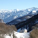 <b>Rifugio Prabello (1201 m).<br />A dispetto della modesta quota, questa cima offre dei panorami incantevoli</b>.