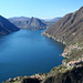 Offener Blick auf den Lago di Lugano vom Westkamm der Pizzoni