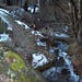 Il sentiero è spesso ghiacciato e scivoloso [The trail is often icy and slippery]