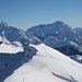 Vorgipfel der Karspitze mit Gipfelquerungsspur, in der Bildmitte der Sorapis