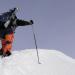 Die Ski müssen über den Südgrat auf den Gipfel des Alvier 2343m getragen werden