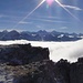 Traumpanorama vom etwas höheren, nicht vermessenen Nebengipfel;
hinter dem Brienzergrat reihen sich (v.l.) Wetterhorn, Schreckhorn, Fiescherhörner, EMJ, Lauterbrunner Breithorn und Blüemlisalp auf
