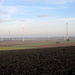 Windpark bei Bennigsen. Von hier aus nordwärts erstreckt sich die norddeutsche Tiefebene.
