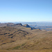 Blick vom höchsten Gipfel des südlichen Afrikas. Die Abruchkante begrenzt das Königreich Lesotho. Darunter liegt Südafrika.