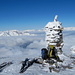 Gipfelsteinmann des Piz Beverin, der wohl die 3000m-Marke knackt