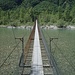 Hängebrücke über die Maggia bei Someo