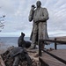 Bucht mit Darwin-Denkmal