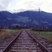 das Gleis führt ins Nichts,zumindest 1993.Heute kann man wieder von Meran nach Mals mit dem Zug fahren.