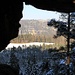 Rauenstein, Felsenfenster mit Blick auf das Bastei-Massiv