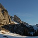 Alphütte bei Fros mit Blick zum "Zehenspitz", Aufstieg auf den Wildhuser Schafboden, "Tristen" und im  Hintgergund der Mutschensattel (unser Wendepunkt) mit "Mutschen"; mit Tiefblick in die Tesel- & Gruebalp