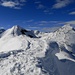 Die letzten Meter zu Fuss auf den Gipfel. Rechts das Fanellhorn.