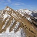 vom Gipfel gute Einsicht in den Wegverlauf zum Tannhorn - und gegen Brienzer Rothorn