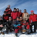 Un grazie enorme agli sci alpinisti che ci hanno tenuto compagnia in cima e si sono prestati per le innumerevoli foto di vetta.
A ben dire, sono stati ricompensati con le nostre torte!