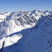 Blick nach SO; ganz links die Zugspitze. Die dunklen Felsberge rechterhand sind: Großer+Kleiner Schlenker, Dremelspitze und ganz rechts der Bergwerkskopf