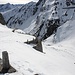 <b>Il severo paesaggio della Val Tremola oggi è addolcito dal candore della neve e dal tiepido sole. È il tratto che in fase di programmazione della gita mi destava qualche preoccupazione</b>. 