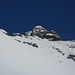 Blick zum Glaserhorn: der Weg bis an den Fuss des Westgrats scheint machbar, sogar mit Ski an den Füssen. Dann wartet noch der Gipfelaufbau, durchaus eine winteralpinistische Herausforderung.