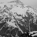 Blick hinüber zum Ritzlihorn: gut sichtbar die beiden Couloirs von Loiblamm und Loibchälen, darüber Wyssenbachgletscher und NE-Grat