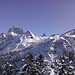  De gauche à droite : Grand Muveran (alt. 3051 m), Pointe de Savolaires (alt. 2294 m) au premier plan et Petit Muveran (alt. 2810 m).