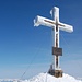 Ein seltenes Bild: Das Gipfelkreuz ohne Leute.<br />