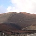 die Feuerberge von Timanfaya,hier kann man 30cm unter der Oberfläche noch Holz zum Brennen bringen,so heiss ist das Gebiet noch