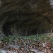 Abri Wachtfels: Die kleinere, untere Höhle auf zirka 352m an der Basis der Felswand beim Beginn vom Unteren Wachtweg. 

Man fand Gegenstände welche älter als 9800 Jahre sind. Besiedelt war die Höhle auch vor 8000-6500 Jahren sowie in der Bronzezeit vor 3800-2800 Jahren.

Umfangreiche Grabungen fanden von 1938-1941 und von 1955-1957 unter der Leitung von Carl Lüdin statt. Damals kam zuerst eine bis 70 Zentimeter mächtige nacheiszeitliche Fundschicht zum Vorschein, die zahlreiche spätmesolithische Artefakte enthielt. Getrennt durch eine fundleere Zone fand sich darunter im Ostteil des Abris eine weitere, etwa 20 Zentimeter mächtige Schicht mit Steinartefakten und Tierknochen, die sich der in der Schweiz noch wenig bekannten späten Altsteinzeit zuordnen liess. Unter dem schützenden Felsdach hatten sich demnach vor etwa 12600-13200 Jahren auch spätpaläolithische Wildbeuter kurzfristig aufgehalten. Ein ganz besonderer Fund war eine Widerhakenspitze in der oberen Fundschicht aus der Zeit des Mesolithikum.