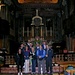 Cuveglio: foto di gruppo dei pellegrini in partenza nella chiesa di S.Lorenzo
