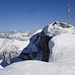 Gipfel Namloser Wetter mit Zugspitze; das neue Kreuz wurde 2009 errichtet