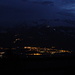Abendlicher bzw. nächtlicher Blick von der Enderlinhütte hinunter ins Rheintal mit dem Lichtermeer von Bad Ragaz und auf das Skigebiet Pizol