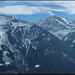 Panorama auf die Niesenkette [http://www.hikr.org/gallery/photo471634.html?post_id=33987#1 klick]