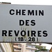 Das Schild am Torbogen Chemin des Révoires beim Haus Nummer 24 markiert den höchsten Punkt von Monaco.
