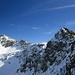 am Niedereck mit Blick über den Grat zum Geißalphorn, hinten das Nebelhorn
