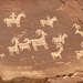 ... Indianerzeichnungen in Stein gehauen