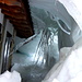 Il rifugio San Iorio con la sua esposizione a nord è ancora soffocato  in una morsa di ghiaccio.