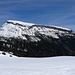 Unten Frühling - oben Winter, so präsentiert sich das Pultdach des Hohen Ifen momentan