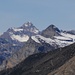 Die Berge im Verzascatal. Links Monte Zucchero; rechts Poncione d'Alnasca.