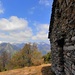 Die Hütte bei Pescia Lunga und der Blick über das Onsernone