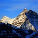 Rottalhorn (3975m), Jungfrau (4158,2m) und Wengen Jungfrau (4089m) in der Morgensonne.