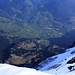 Tiefblick von Eigergipfel (3970m) über die Eigernordwand hinunter nach Grindelwald (1034m).