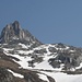<b>Spettacolare guglia dietro l'Alpe di Fortünei: Scaglioni (2495 m)</b>.