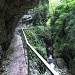 Sentiero scavato nella roccia