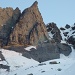 Der spitze Ringelspitz-Gipfel, rechts das Südwand-Couloir