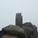 auf dem Gipfel des Pico (2351m), höchster Punkt von Portugal