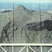 das beste Bild, welches wir vom Krater des Pico gefunden haben - aufgenommen im Flughafengebäude von Pico Island ...