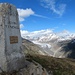 Herrliches Motiv - das Tyndall-Denkmal vor dem Aletschgletscher  bei interessanter Beleuchtung
