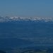 Grosser Panoramablick von der Chrüzegg: Zürisee mit Berner- und Innerschweizer Alpen.