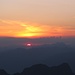 Und dann ist es so weit: unsere Sonne geht über den Bergketten des Säntis auf.